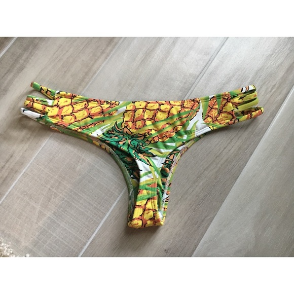 🌸SOLD🌸 - Picture 2 of 4